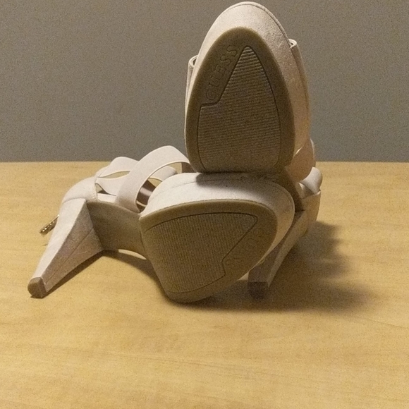 Beige Guess Heels - Picture 3 of 5